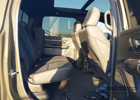 2021 Ram 1500 Big Horn 4X4 5'7 Box z USA, uszkodzony, nr VIN 1C6SRFFT2MN697562